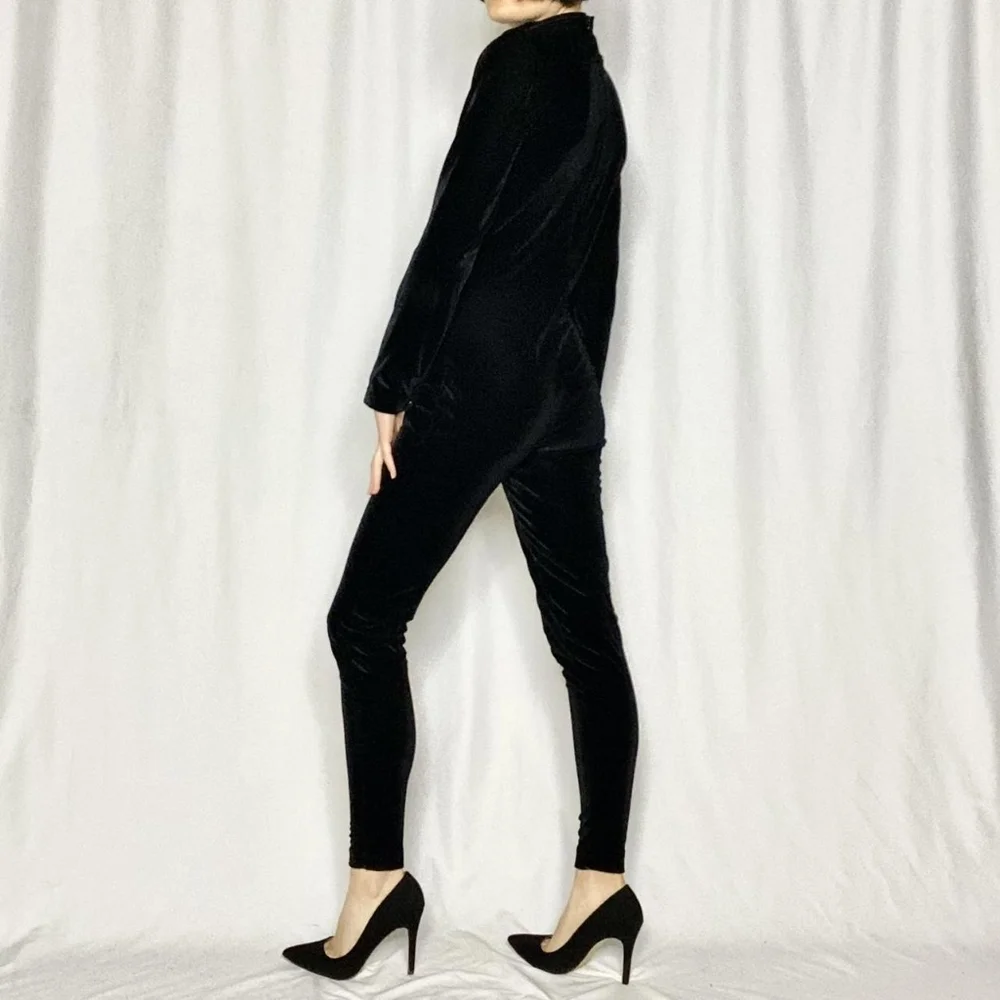 SOLD 90s velour vintage catsuit - Picture 4 of 8